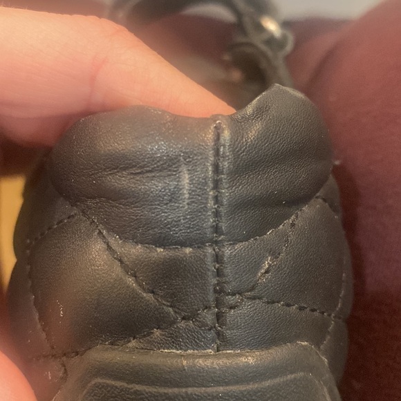 Youth Land’s End Quilted Velcro Shoes - Picture 15 of 16